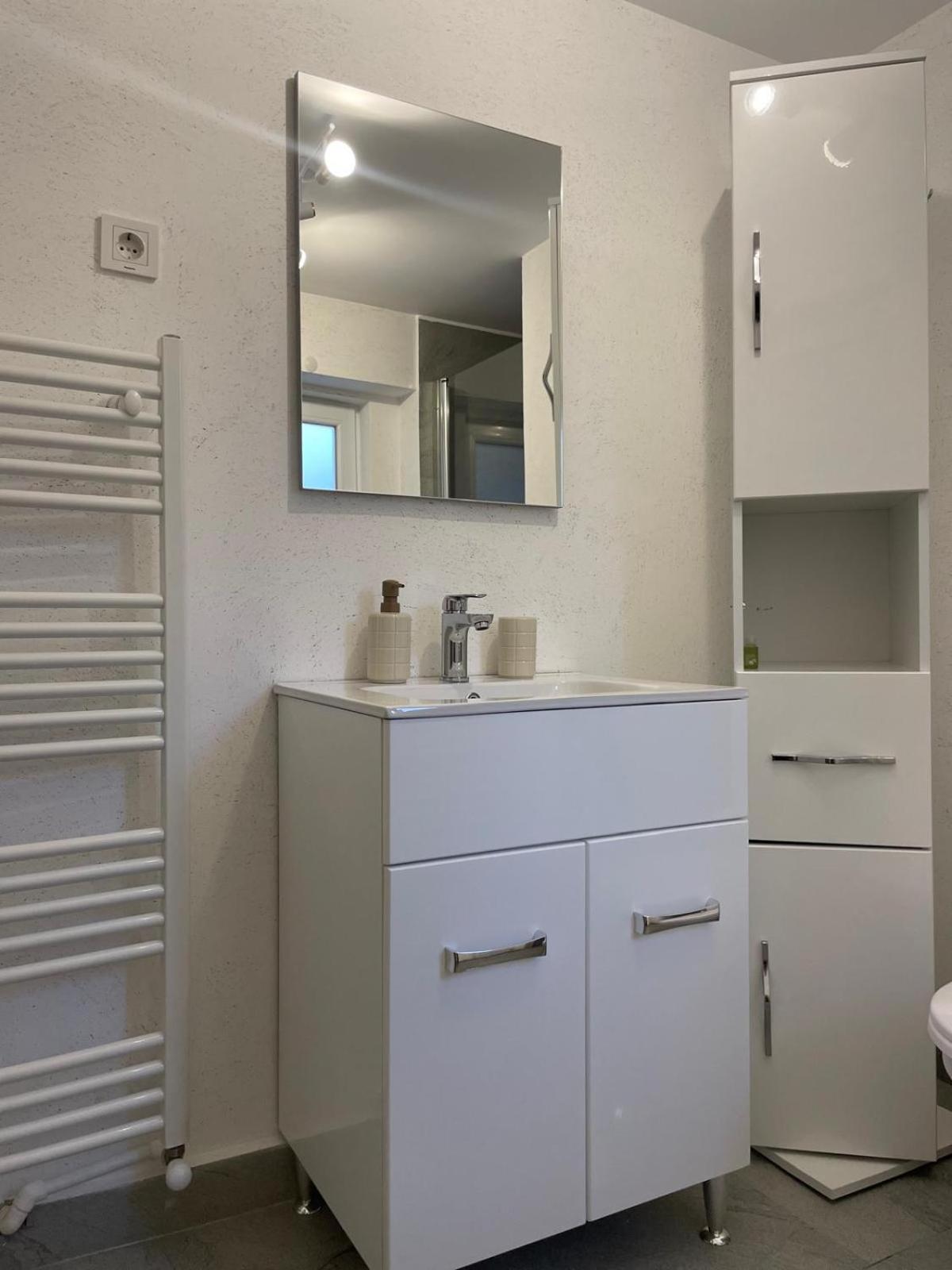 Aminah House Villa Констанца Екстериор снимка